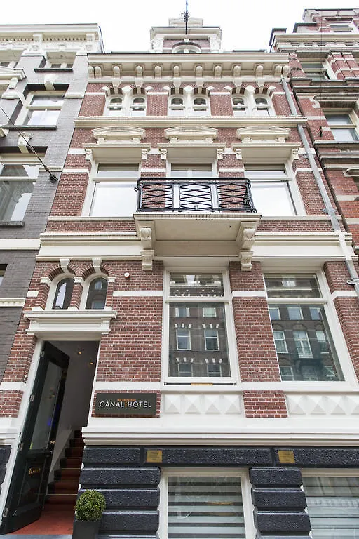 Amsterdam Canal Hotel