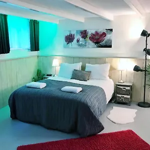 בית הארחה Amsterdam Home, אמסטרדם